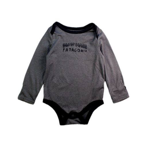 A Grey Base Layers from Patagonia in size 12-18M for boy. (Front View)