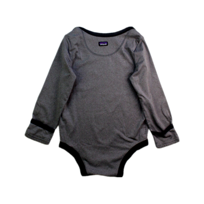 A Grey Base Layers from Patagonia in size 12-18M for boy. (Back View)