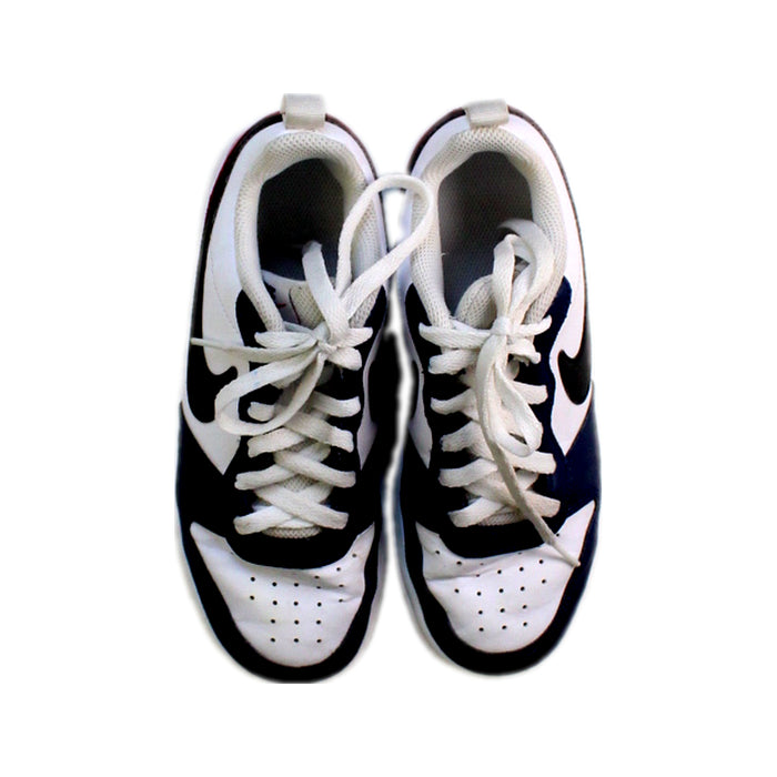 A Blue Sneakers from Nike in size 11Y for boy. (Back View)