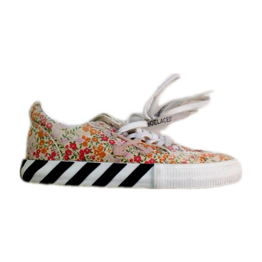 A Multicolour Sneakers from Off-White in size 7Y for girl. (Front View)