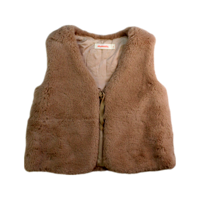 A Beige Outerwear Vests from Momonittu in size 4T for girl. (Front View)