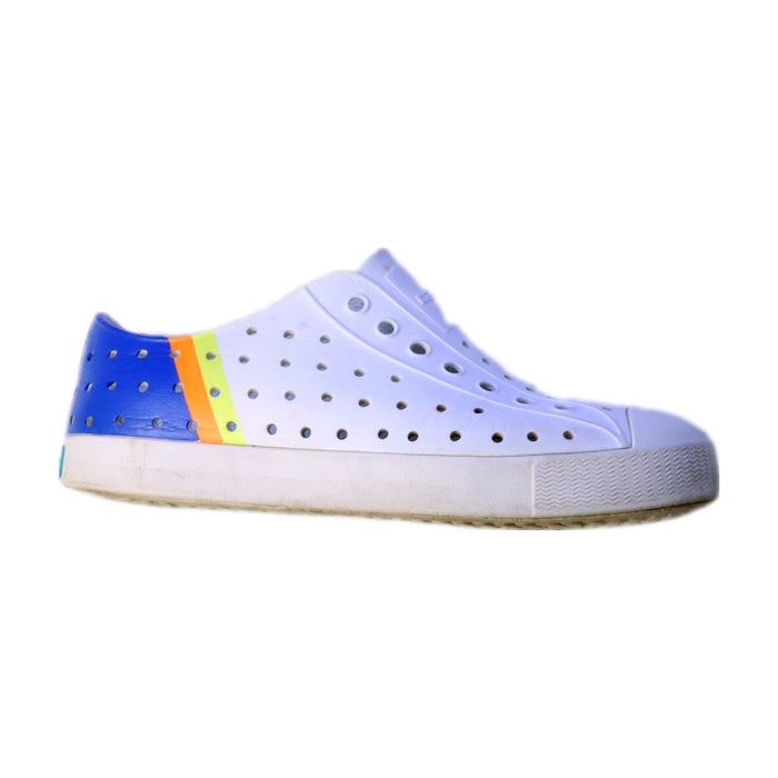 A White Sneakers from Native Shoes in size 7Y for neutral. (Front View)