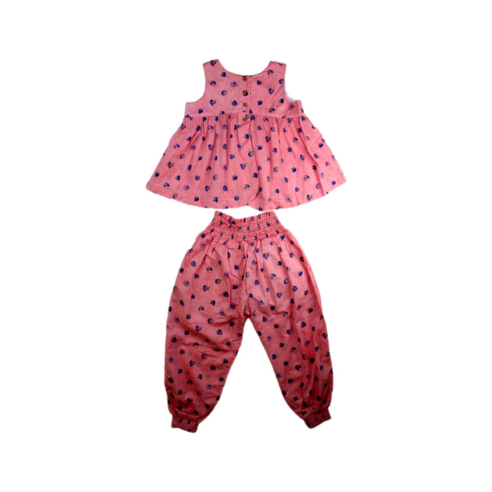 A Pink Pants Sets from rainbowxoxo in size 6T for girl. (Back View)