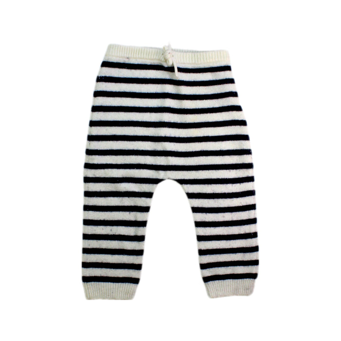 A Black Casual Pants from Petit Bateau in size 12-18M for neutral. (Front View)