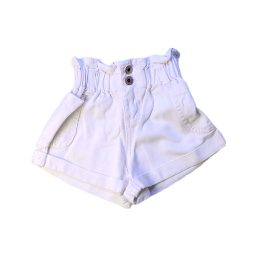 A White Shorts from Seed in size 2T for girl. (Front View)