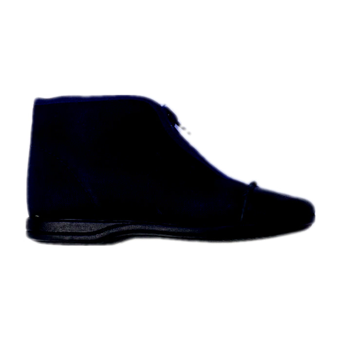 A Black Casual Boots from Bellamy in size 3T for neutral. (Front View)