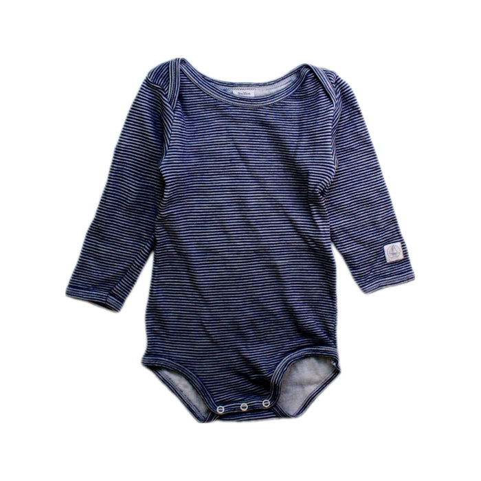 A Navy Long Sleeve Bodysuits from Petit Bateau in size 12-18M for neutral. (Front View)