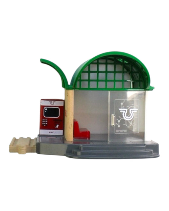 A Green Wooden Toys from Brio in size 3T for boy. (Front View)
