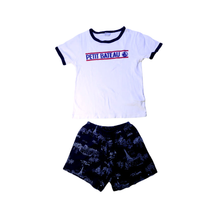A White Shorts Sets from Petit Bateau in size 6T for boy. (Front View)