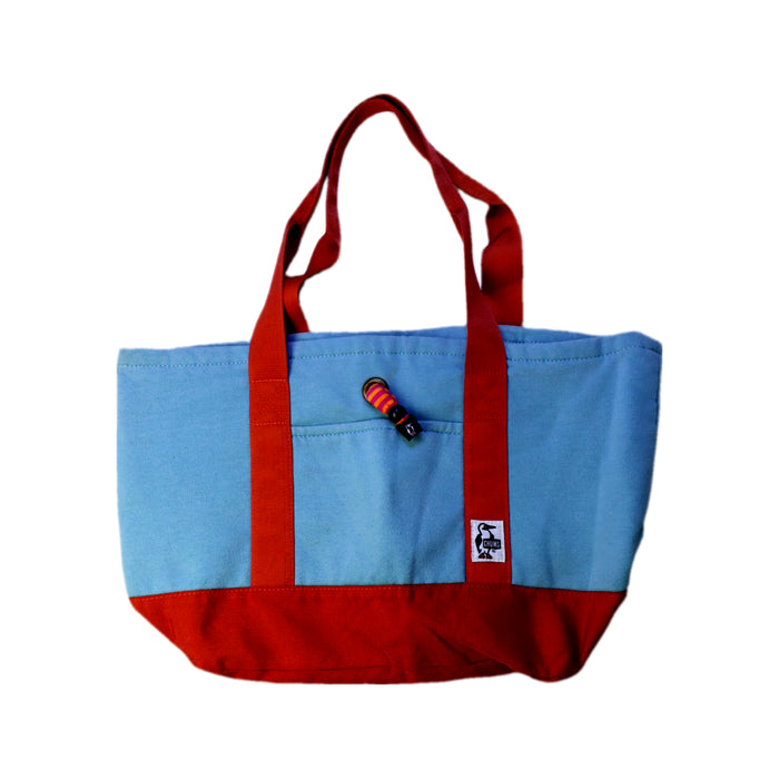 A Blue Bags from CHUMS in size O/S for neutral. (Front View)
