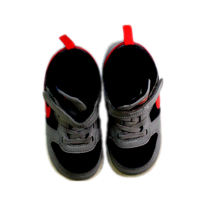 A Grey Sneakers from Nike in size 3T for boy. (Back View)