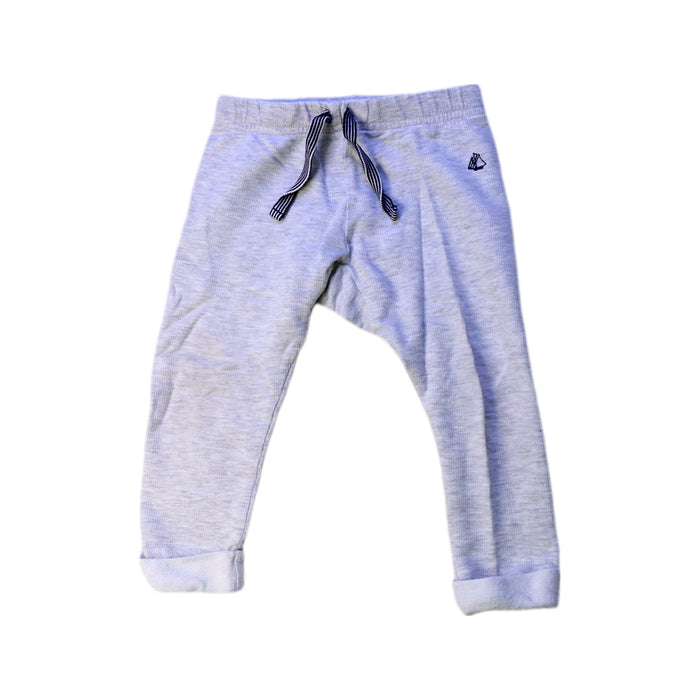 A Grey Sweatpants from Petit Bateau in size 6-12M for neutral. (Front View)
