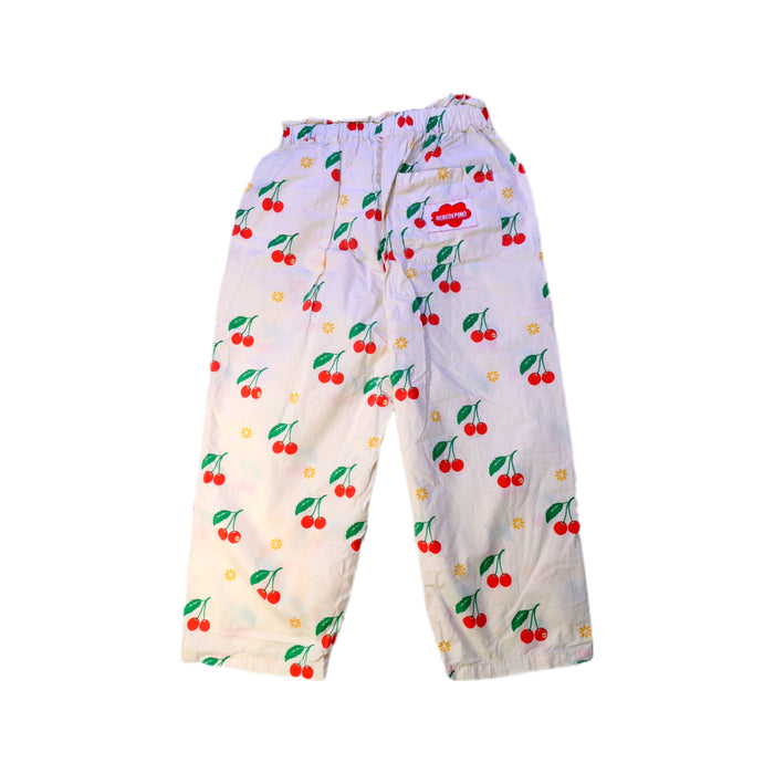 A White Casual Pants from Bebe de Pino in size 5T for girl. (Back View)
