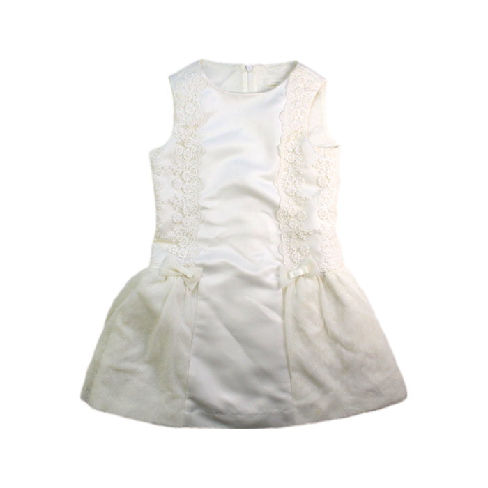 A Ivory Sleeveless Dresses from Nicholas & Bears in size 4T for girl. (Front View)