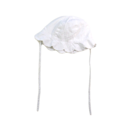 A White Sun Hats from Jacadi in size 3-6M for girl. (Front View)