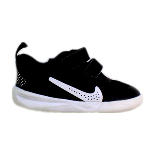 A Black Sneakers from Nike in size 3T for boy. (Front View)