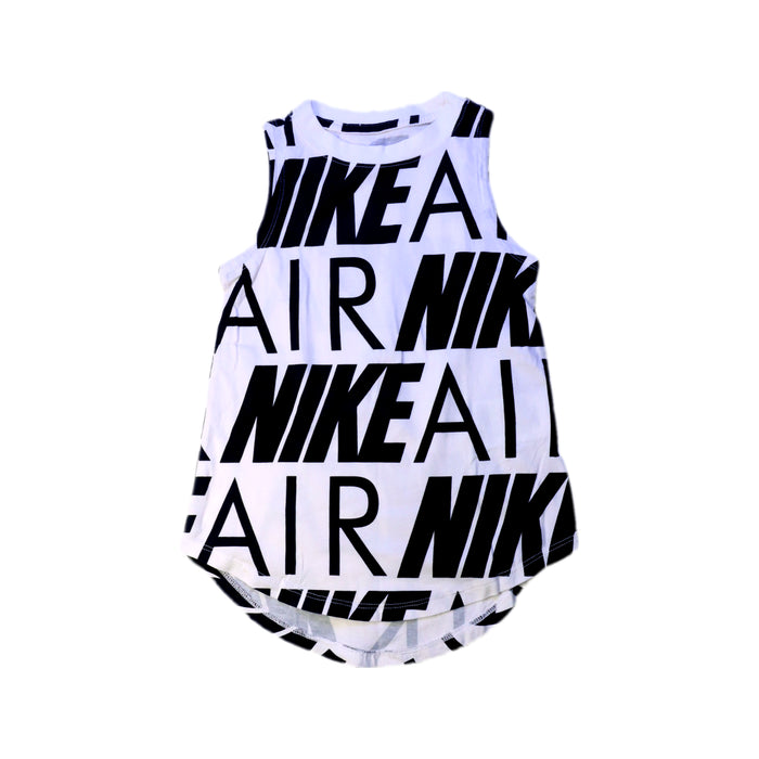 A Black Sleeveless T Shirts from Nike in size 8Y for girl. (Front View)