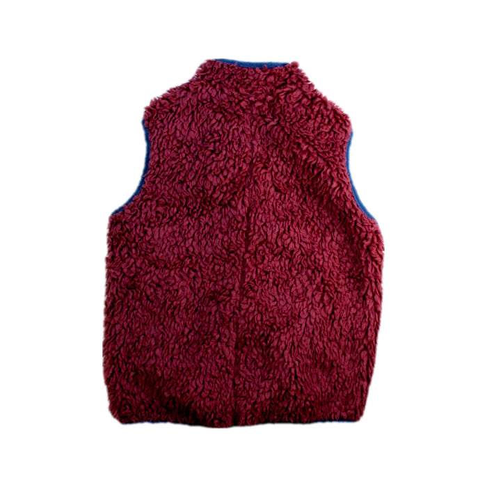 A Burgundy Outerwear Vests from Patagonia in size 5T for girl. (Back View)