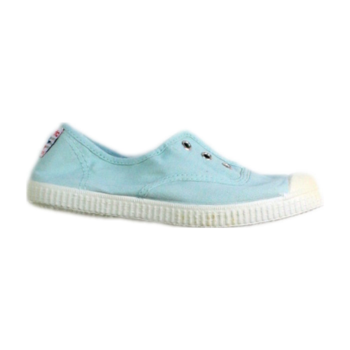 A Blue Slip Ons from Cienta in size 6T for neutral. (Front View)