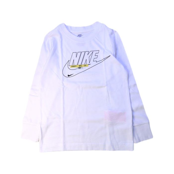 A White Long Sleeve T Shirts from Nike in size 4T for boy. (Front View)