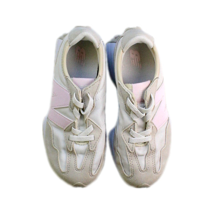A White Sneakers from New Balance in size 6T for girl. (Back View)