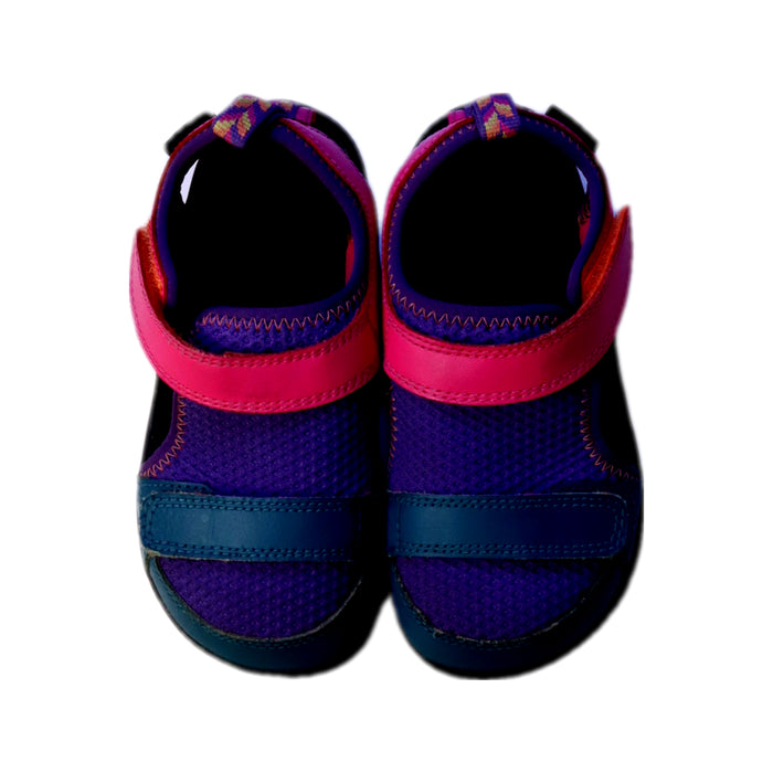 A Blue Sandals from Teva in size 5T for neutral. (Back View)