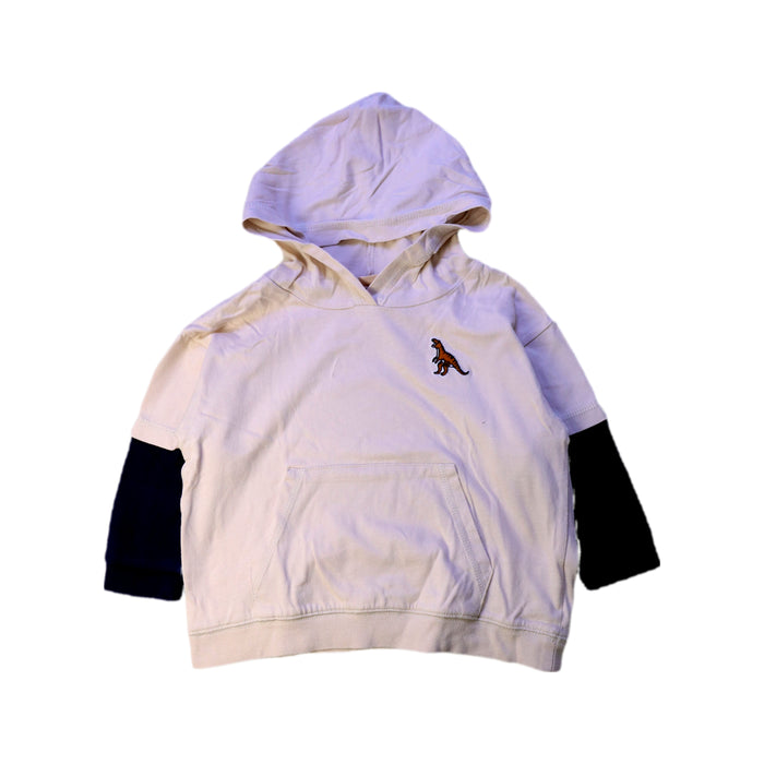 A White Hooded Sweatshirts from Petit Main in size 18-24M for boy. (Front View)