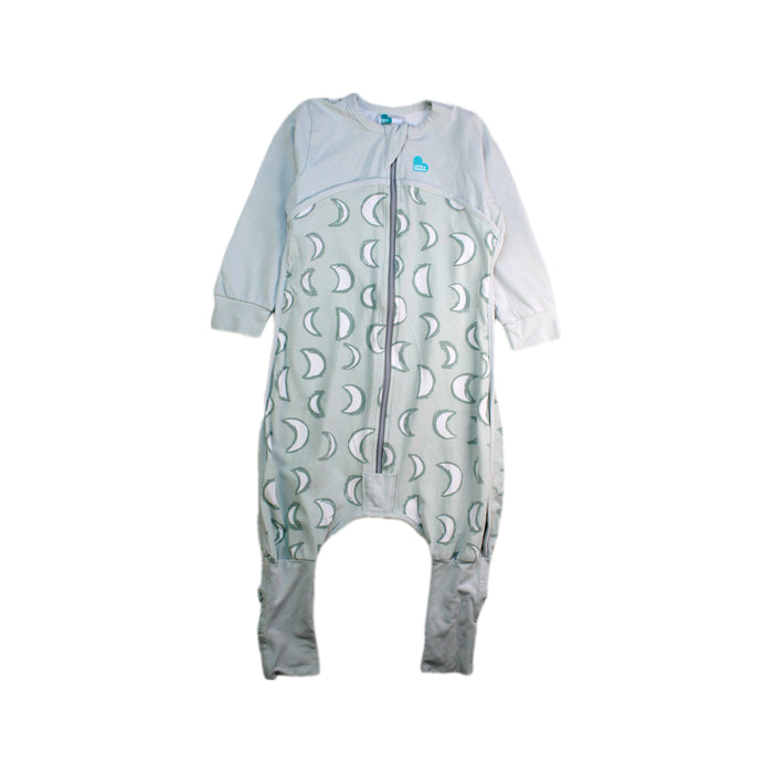 A Grey Onesies from Love To Dream in size 12-18M for neutral. (Front View)