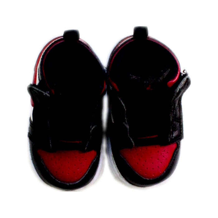 A Black Sneakers from Air Jordan in size 12-18M for boy. (Back View)