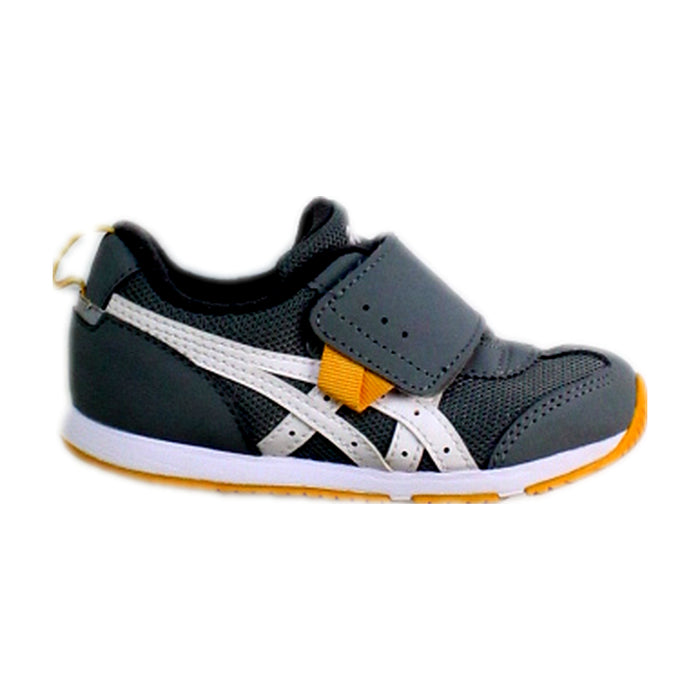A Grey Sneakers from ASICS in size 3T for boy. (Front View)