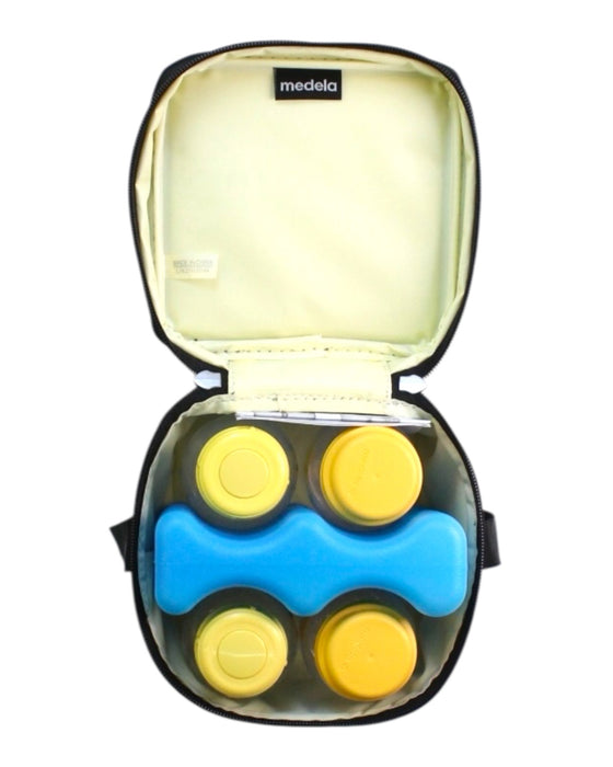 A Black Utensils & Containers from Medela in size O/S for maternity. (Front View)