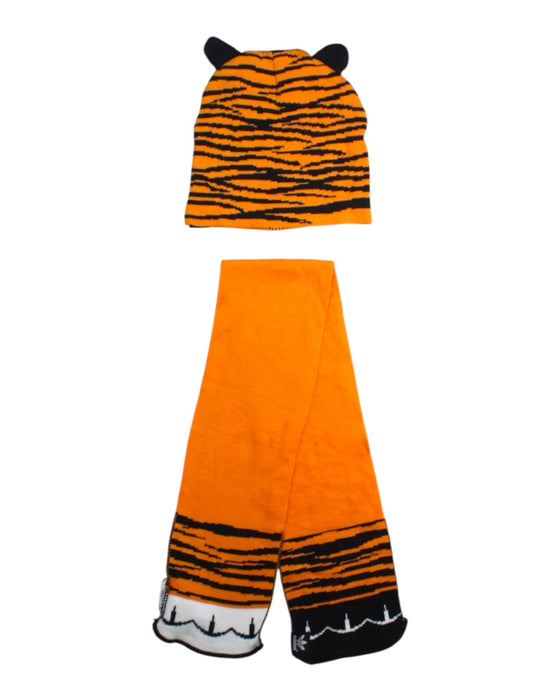 A Orange Scarves from Adidas in size 2T for boy. (Back View)