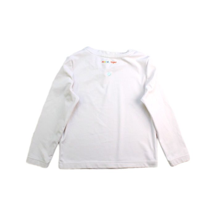 A White Long Sleeve T Shirts from Moody Tiger in size 2T for girl. (Back View)