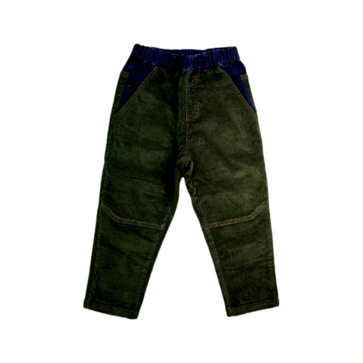 A Green Casual Pants from Momonittu in size 6T for boy. (Front View)