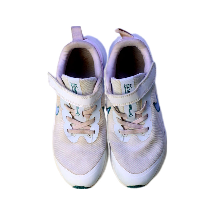 A White Sneakers from Nike in size 7Y for girl. (Back View)