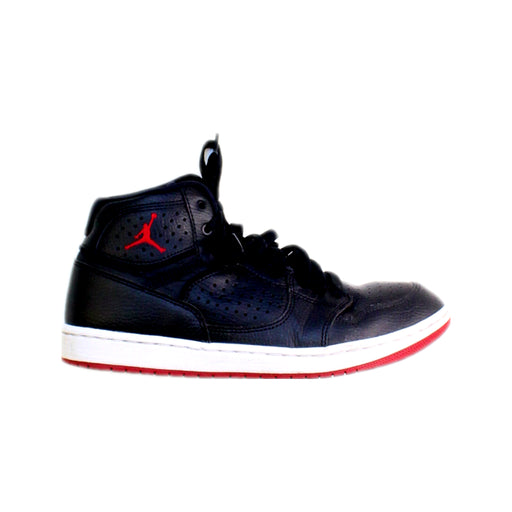 A Black Sneakers from Air Jordan in size 14Y for boy. (Front View)