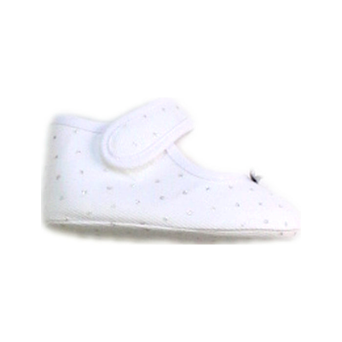 A White Flats from Cambrass in size 6-12M for girl. (Front View)