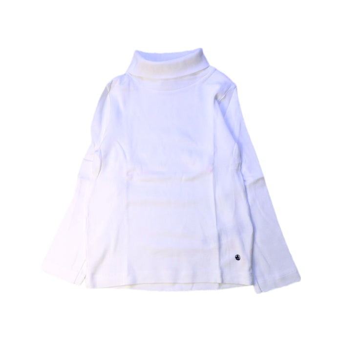 A White Long Sleeve Tops from Petit Bateau in size 4T for neutral. (Front View)