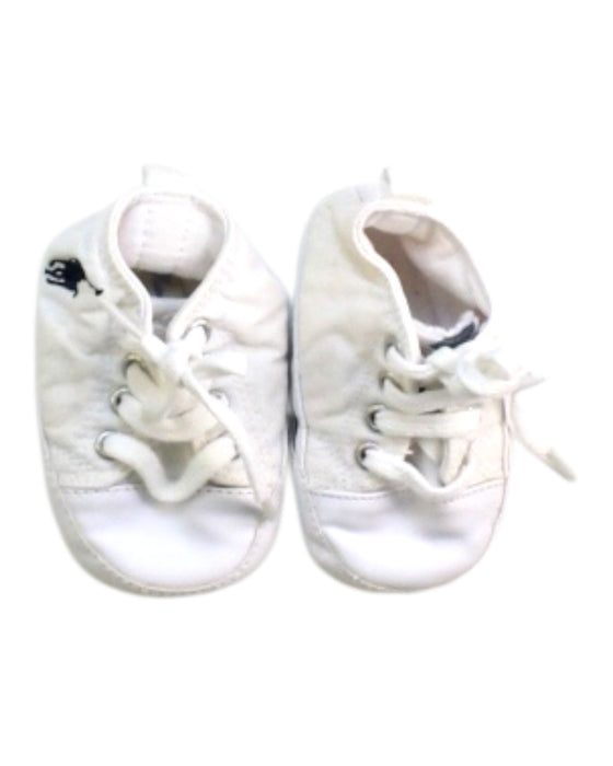 A Green Sneakers from Ralph Lauren in size 3-6M for boy. (Back View)