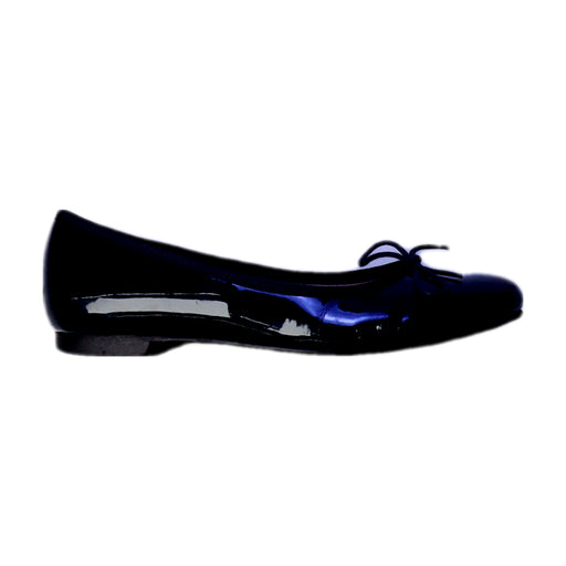 A Navy Flats from Jacadi in size 9Y for girl. (Front View)
