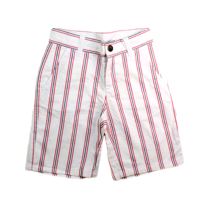 A White Shorts from Janie & Jack in size 5T for boy. (Front View)
