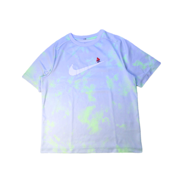 A White Short Sleeve T Shirts from Nike in size 12Y for boy. (Front View)