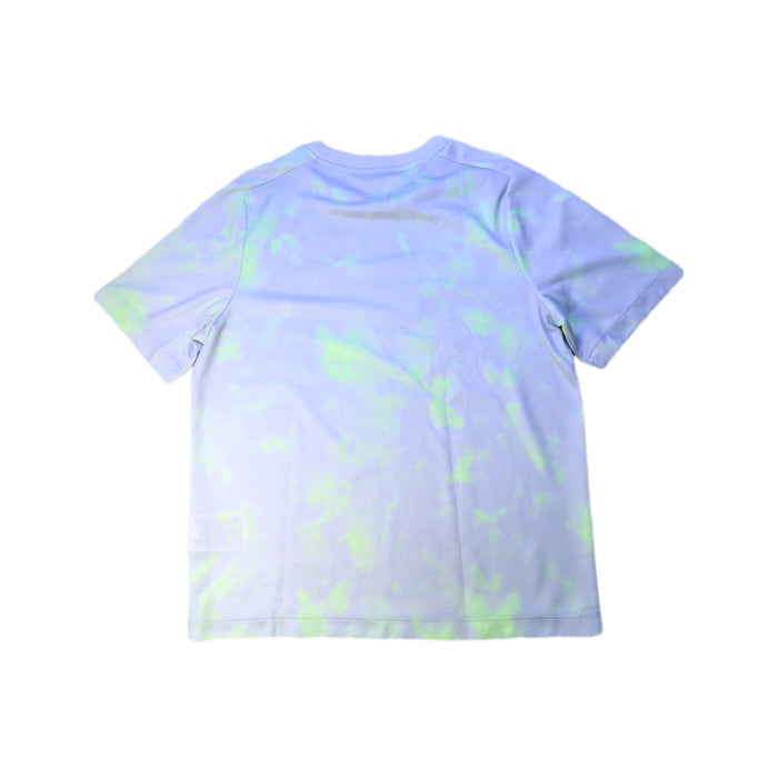 A White Short Sleeve T Shirts from Nike in size 12Y for boy. (Back View)