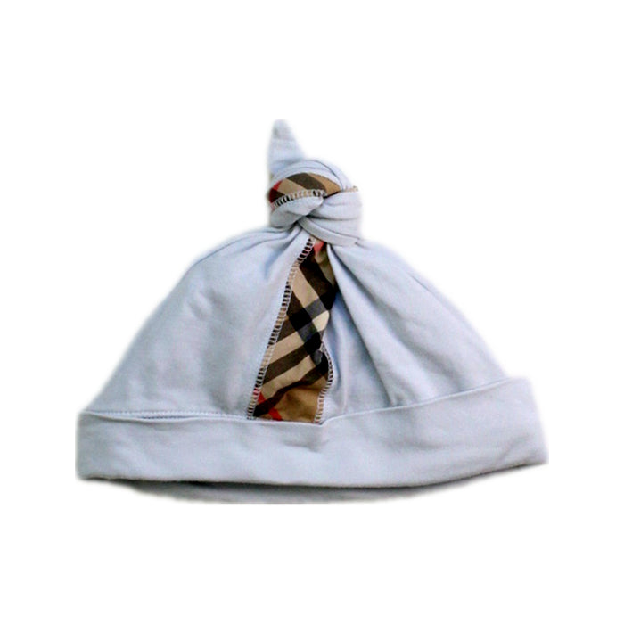 A White Beanies from Burberry in size 6-12M for boy. (Back View)
