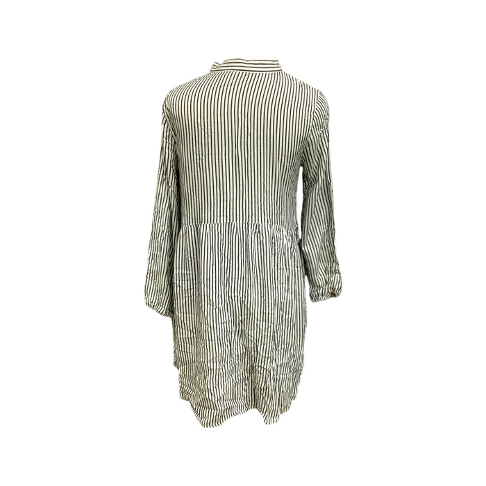 A Black Long Sleeve Dresses from Legoe in size Maternity-XS for maternity. (Back View)