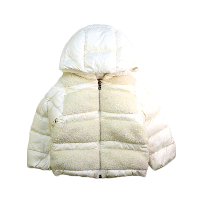 A White Puffer/Quilted Coats & Outerwear from Moncler in size 12-18M for girl. (Front View)