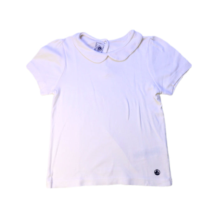 A White Short Sleeve Tops from Petit Bateau in size 6T for girl. (Front View)