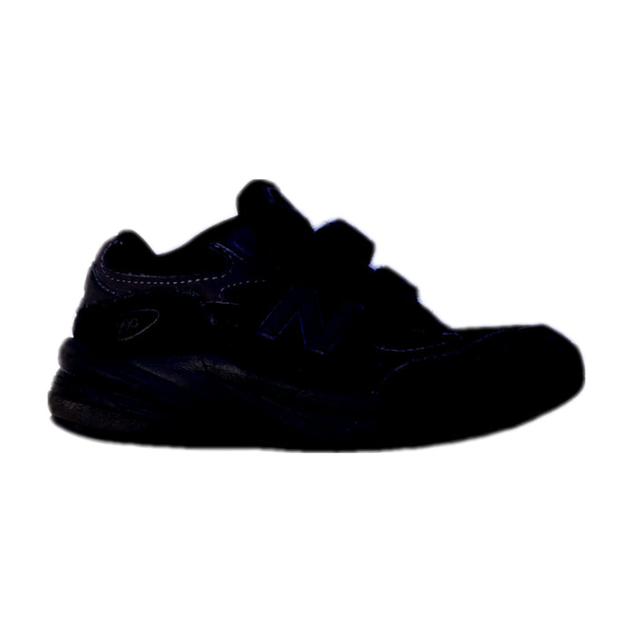 A Black Sneakers from New Balance in size 4T for neutral. (Front View)