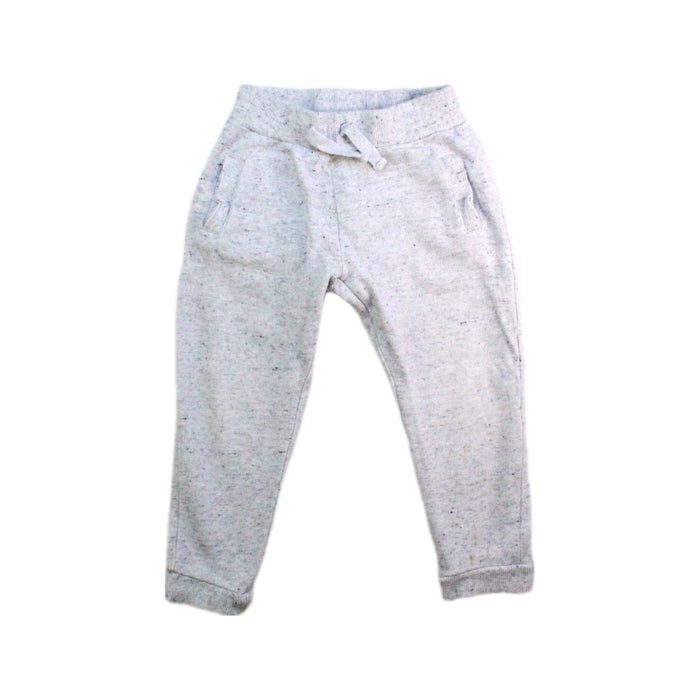 A Grey Sweatpants from Seed in size 2T for boy. (Front View)