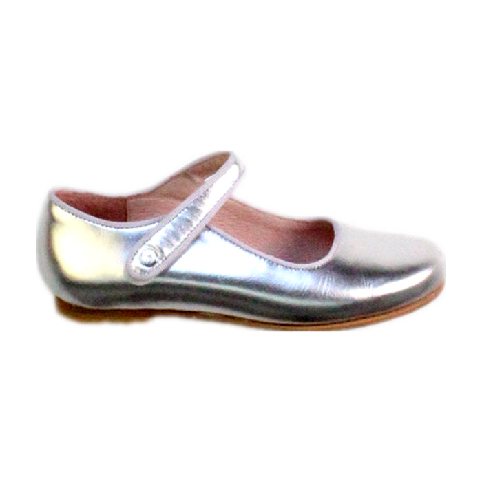 A Silver Flats from Jacadi in size 5T for girl. (Front View)